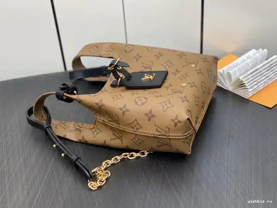 WIS BB LOUIS VUITTON Atlantis 0413